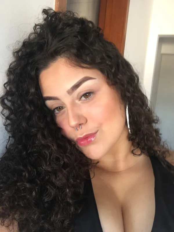 Ana Gabriella Gomes